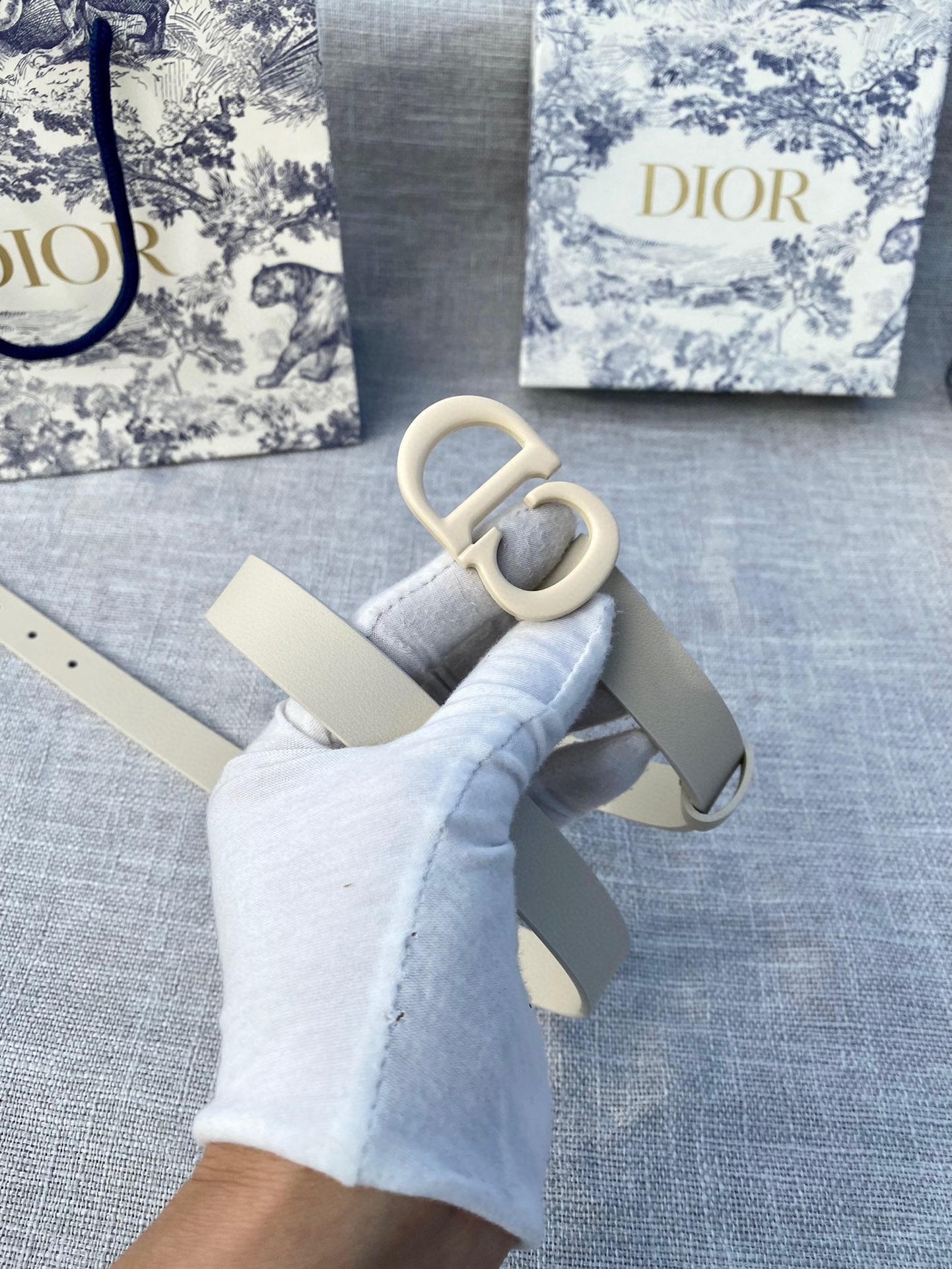 Dior Saddle 2.0 cm Slim Double-Sided Calfskin Belt (Second Variant) view