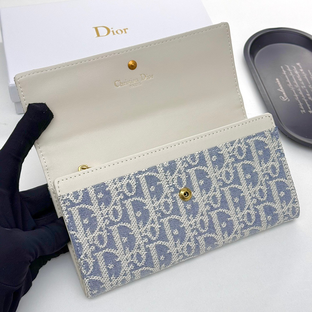Dior 0938 Cream Calfskin Slim Card Wallet view