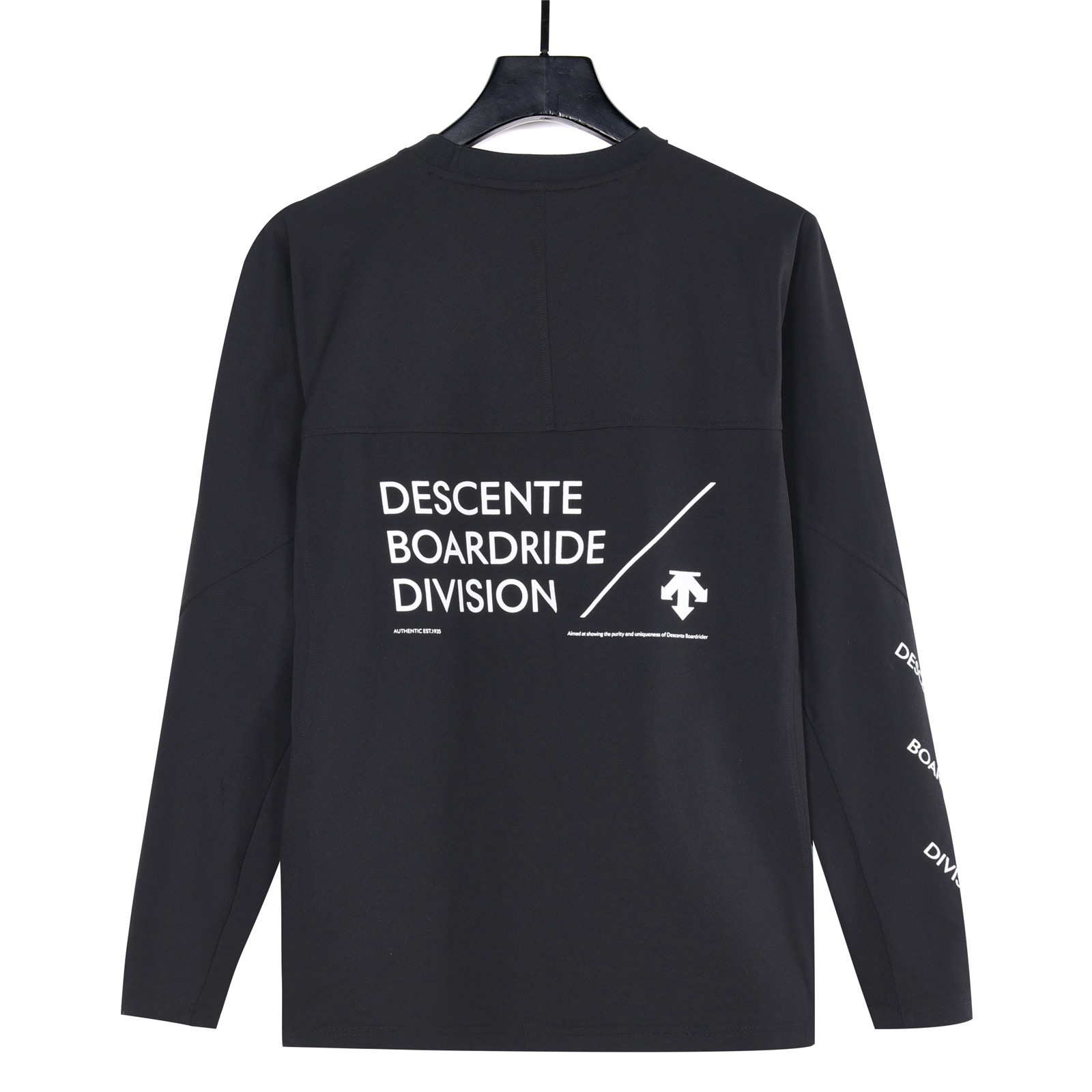 Descente SECO Antibacterial Long-Sleeve UV-Protection Crewneck Top -- Men's view 2