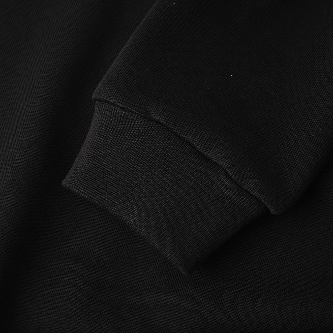 Louis Vuitton Crown Embroidered Crewneck Sweatshirt view 6