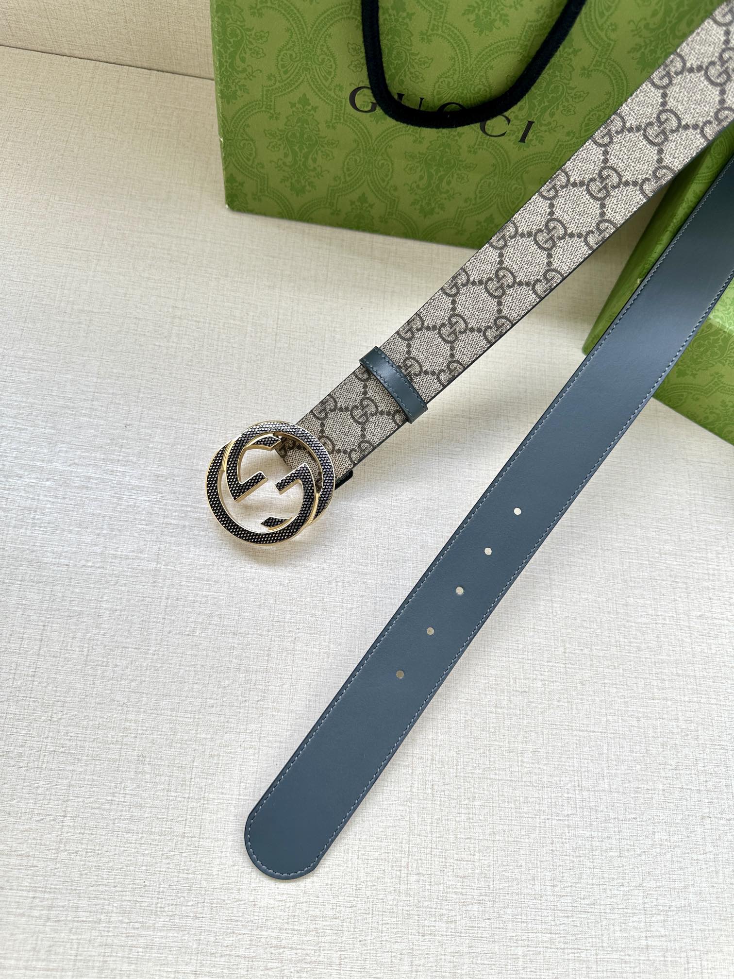 Gucci Double-G GG Supreme Canvas Reversible Belt 38mm view