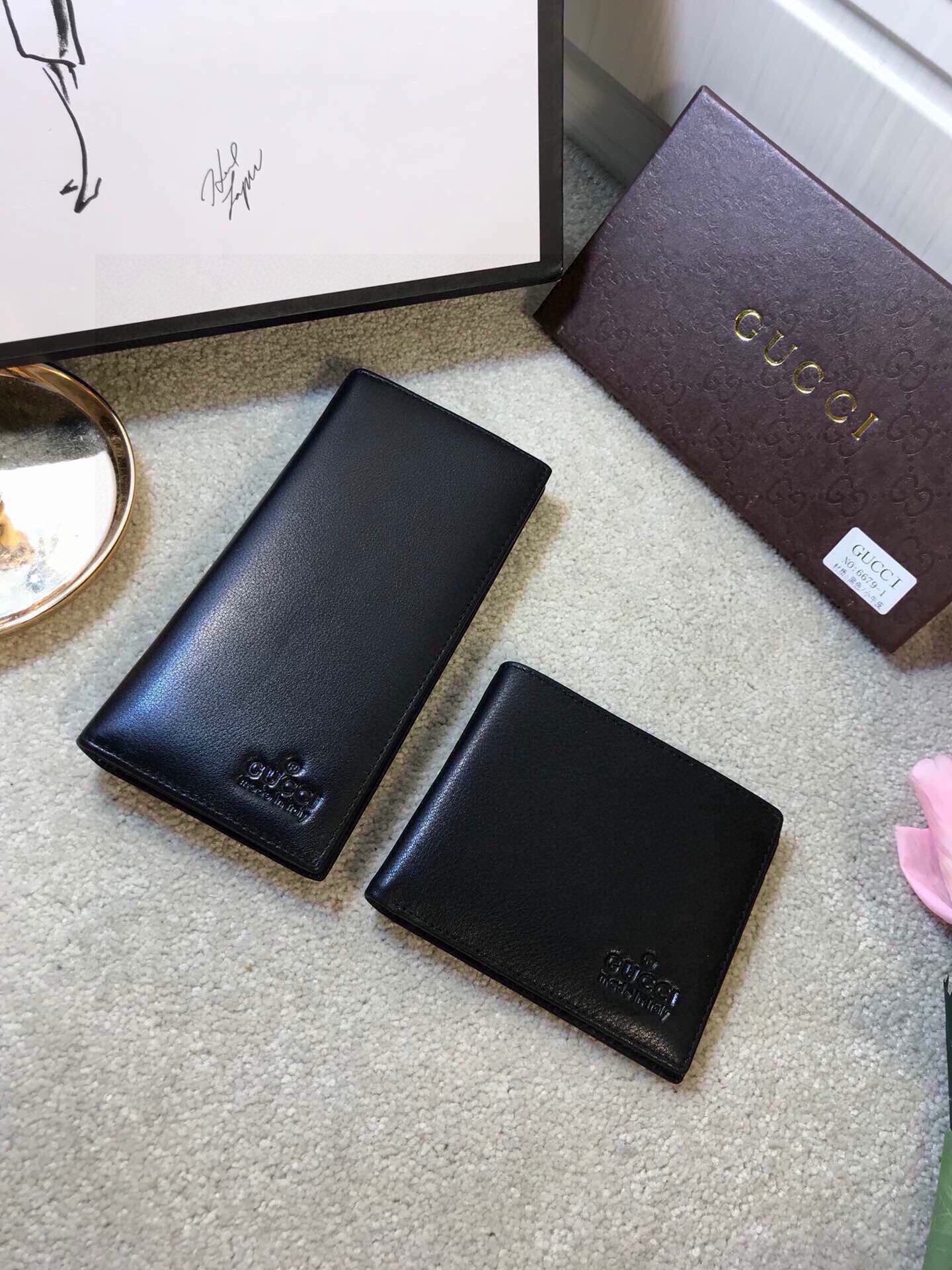 Gucci 6679 Men's Bifold Wallet / Suit Wallet
