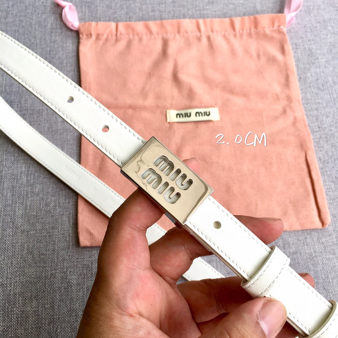 Miu Miu Women's Slim Leather Belt 20mm view