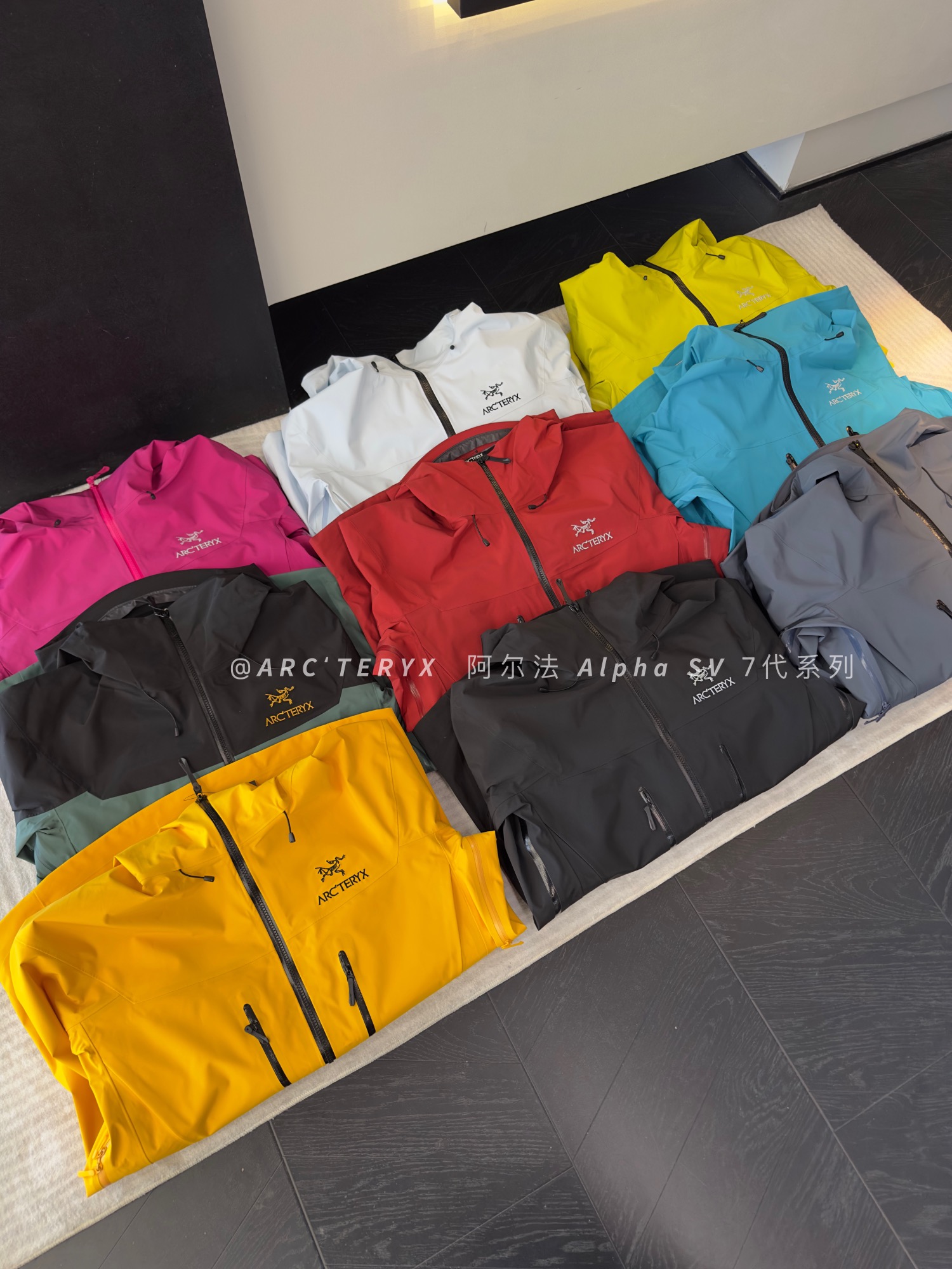 Arc'teryx Alpha SV Generation 7 Hard-Shell Jacket view 6