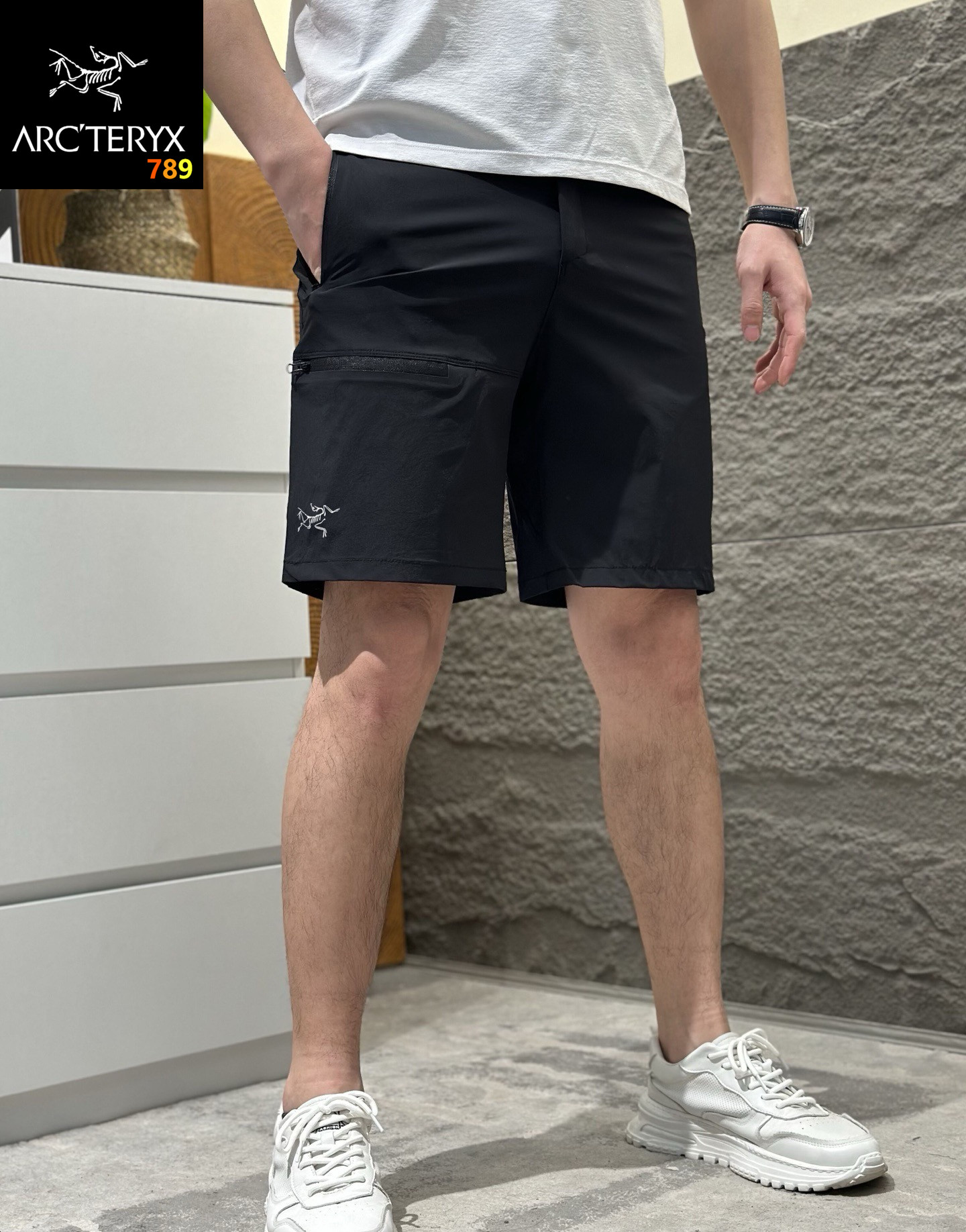 Arc'teryx Lightweight Stretch Cargo Shorts view 1