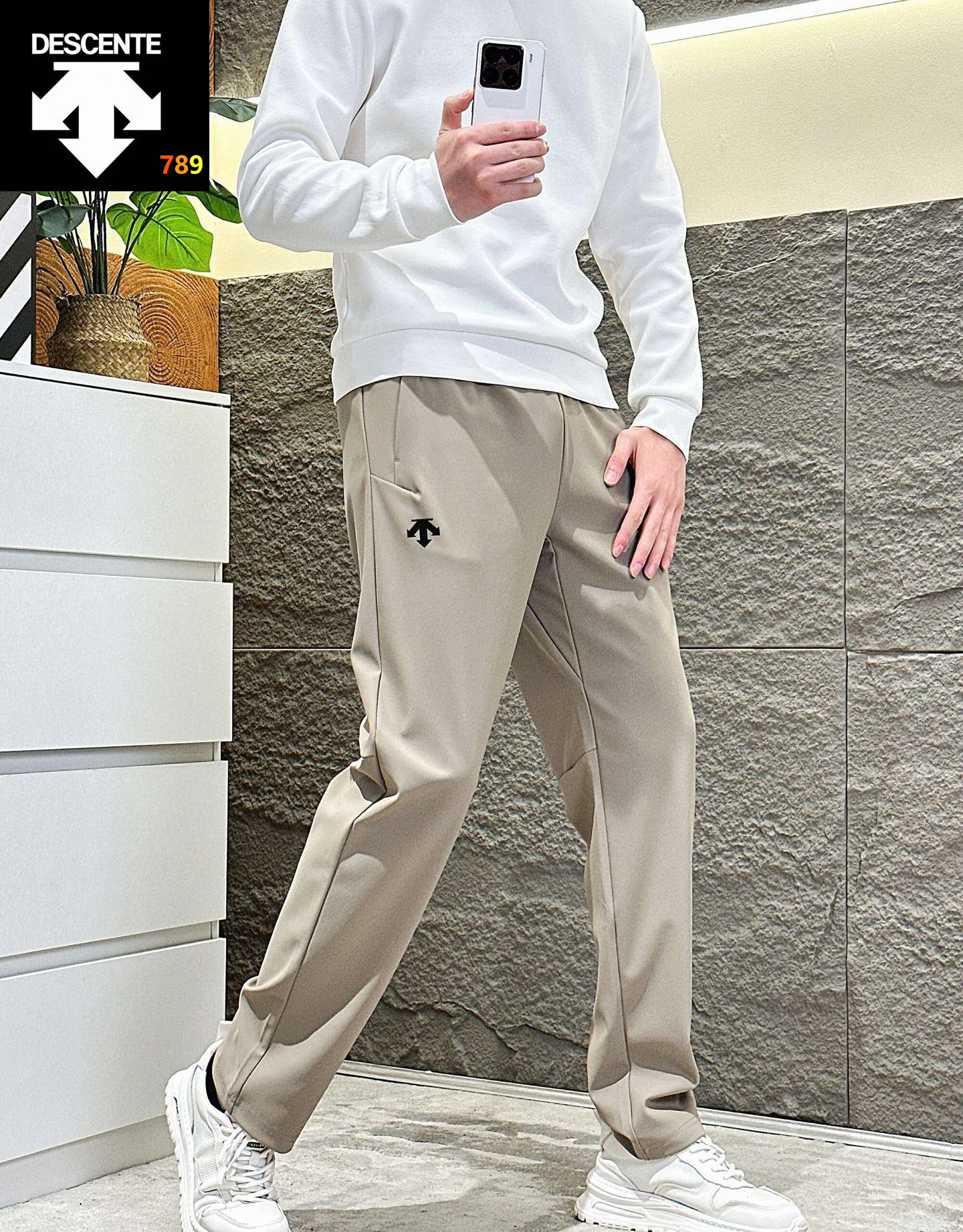 Descente Autumn Outdoor Stretch Quick-Dry Jogger Pants (Men's) view 4