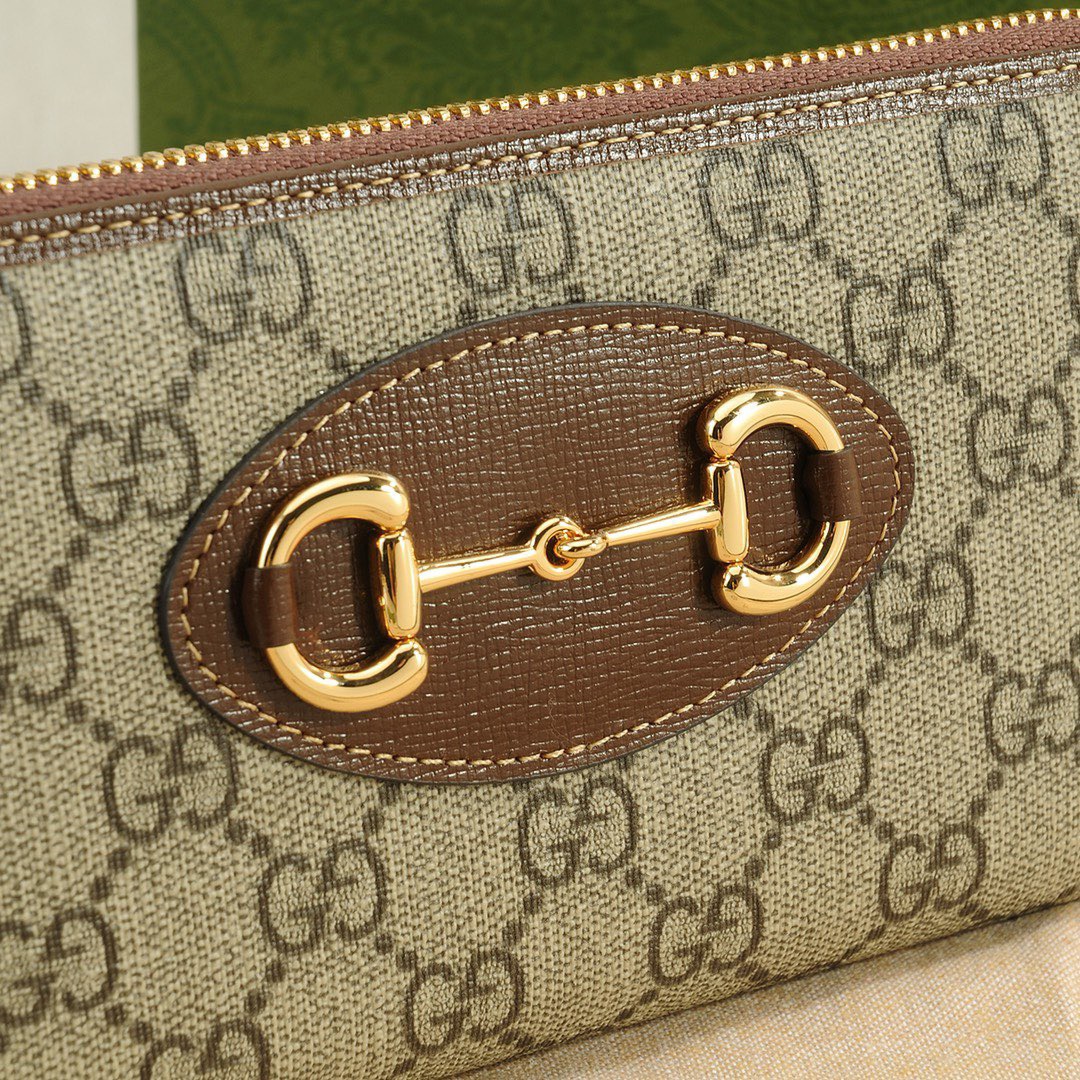 Gucci 1955 Horsebit Zip Wallet GG Supreme Canvas 19x10x3cm view