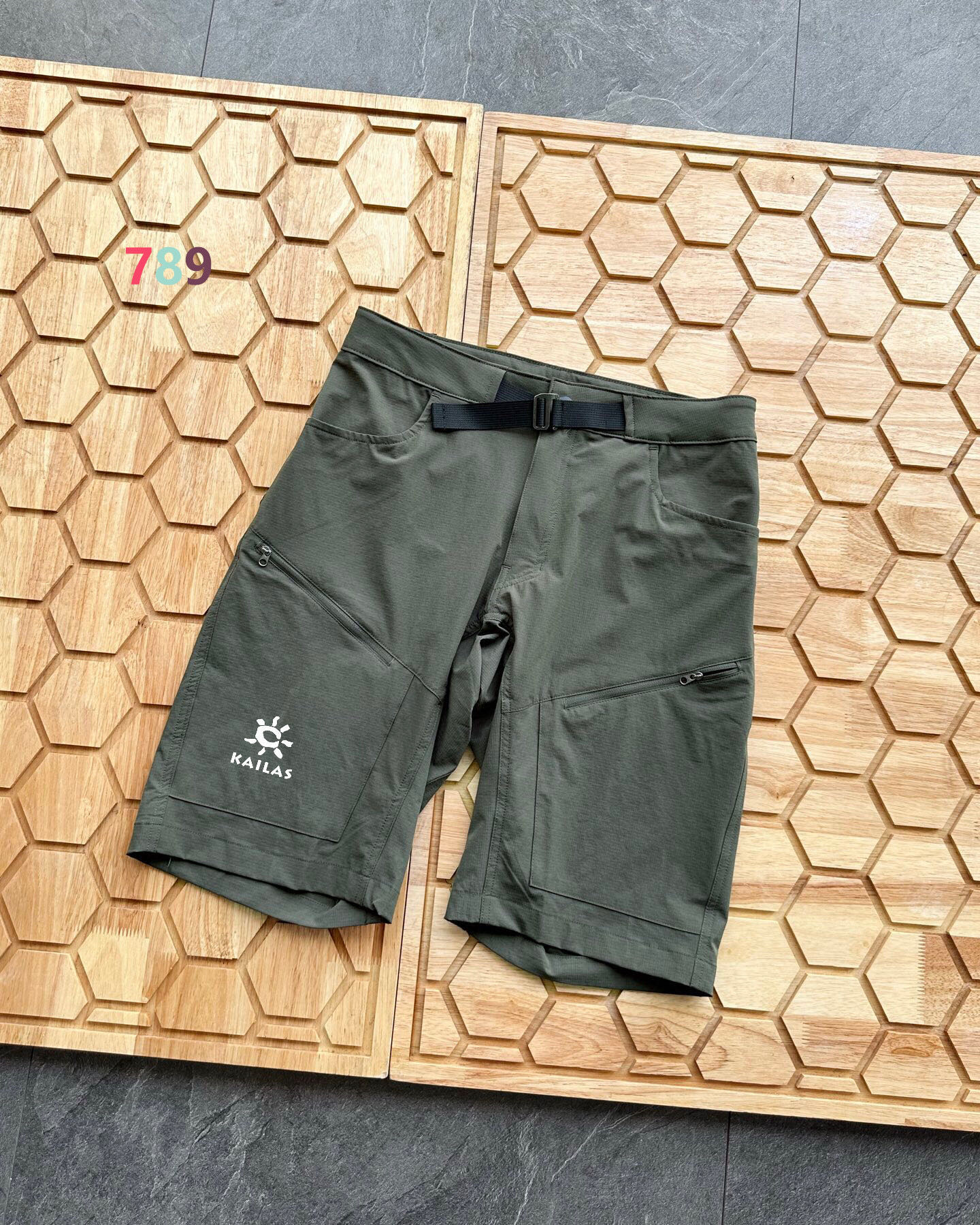 Kailas Cargo-Style Stretch Quick-Dry Shorts view 3