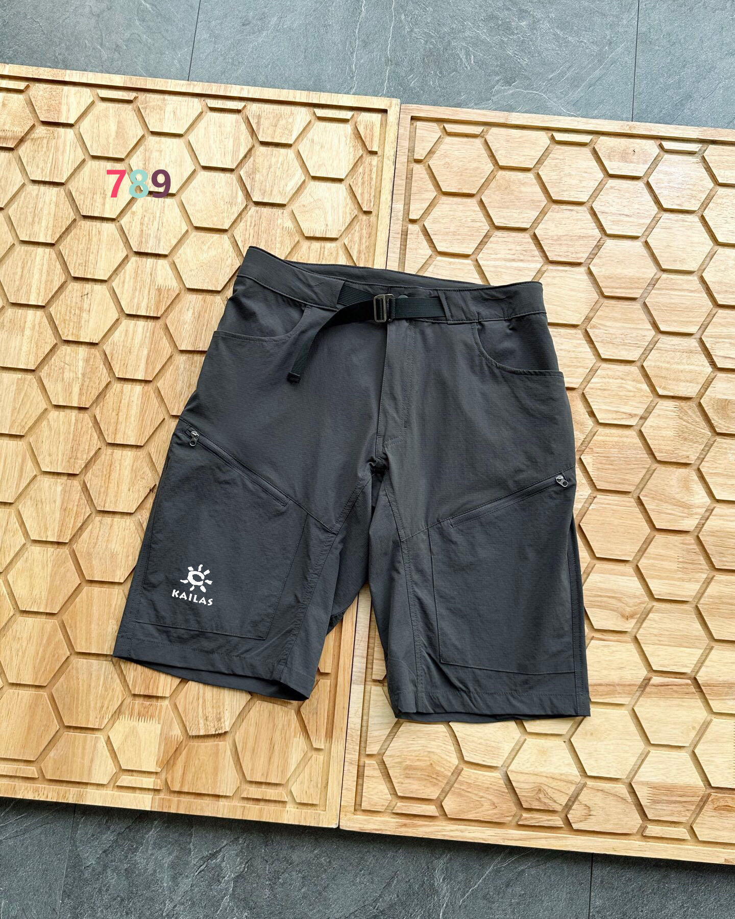 Kailas Cargo-Style Stretch Quick-Dry Shorts view 5