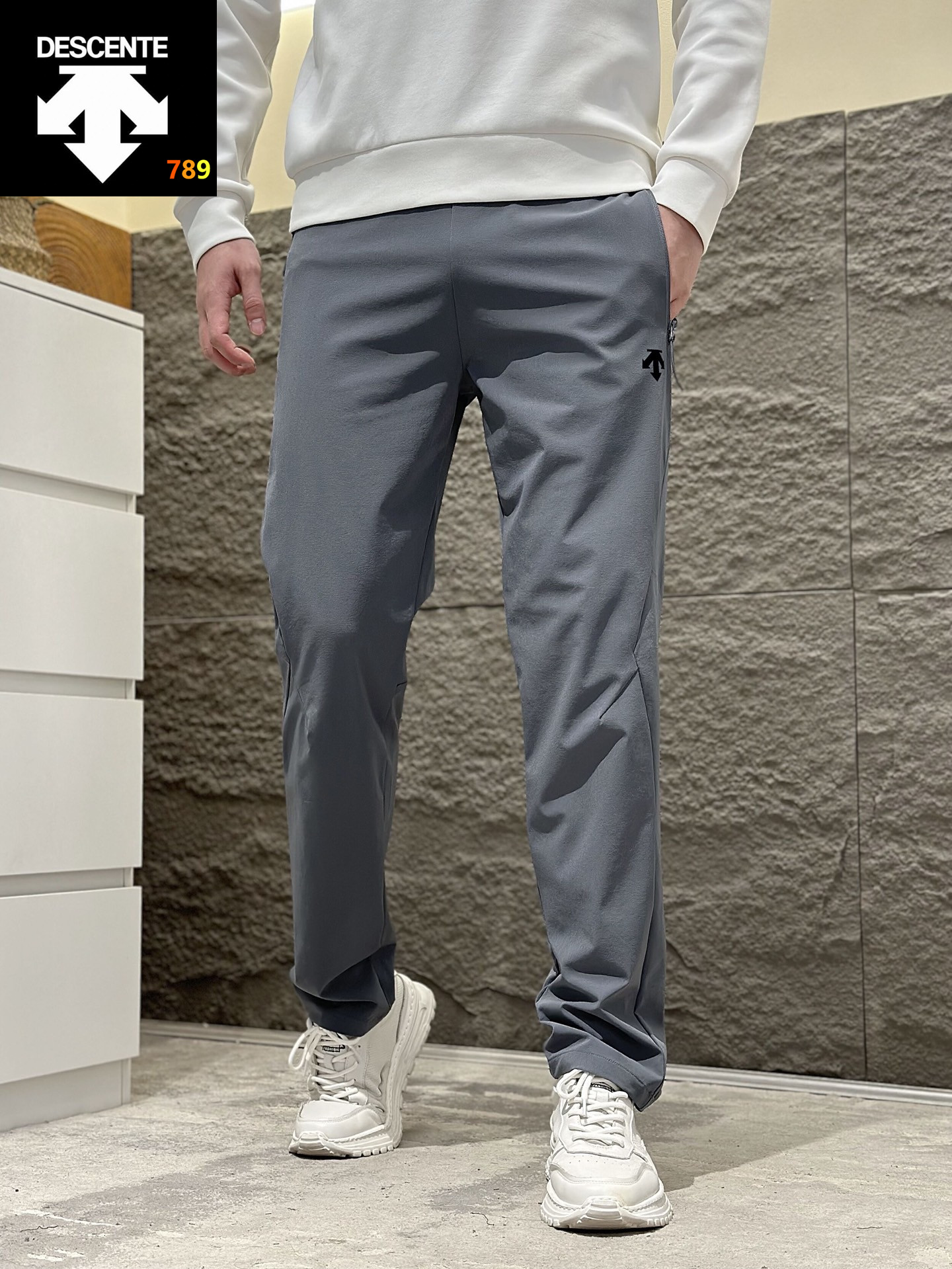 Descente Slim-Fit Quick-Dry Woven Casual Trousers view 6