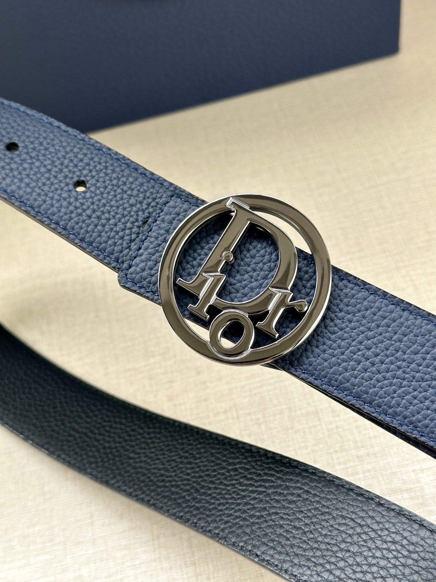 Dior CD Oblique Engraved Belt Buckle 35mm White/Gold view