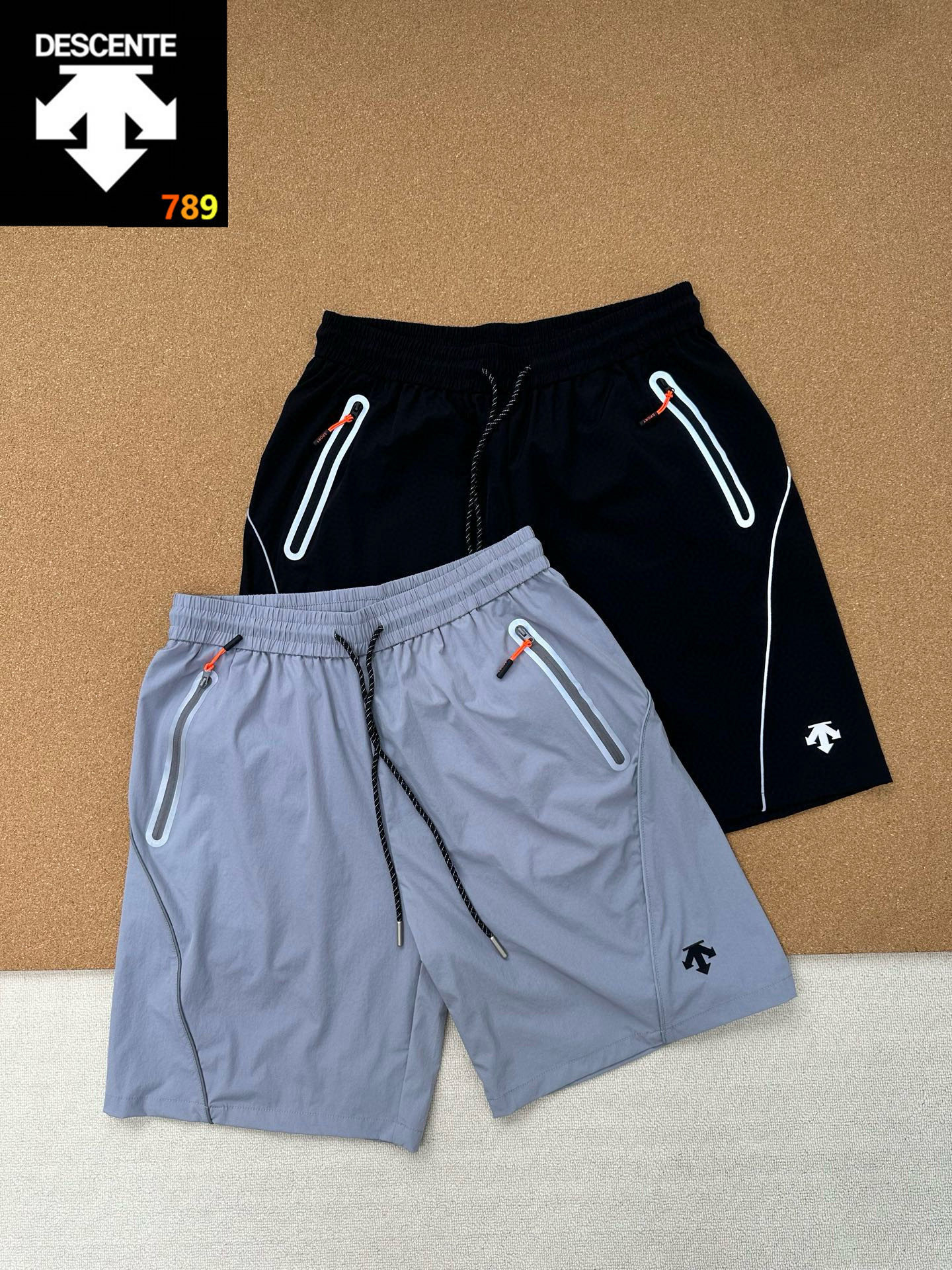 Descente Woven Logo-Print Sport Shorts