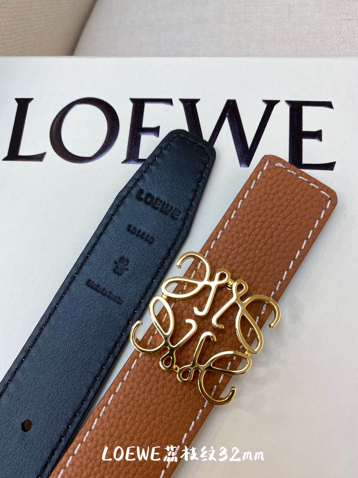 Loewe Double-Sided Calfskin Belt 32mm view