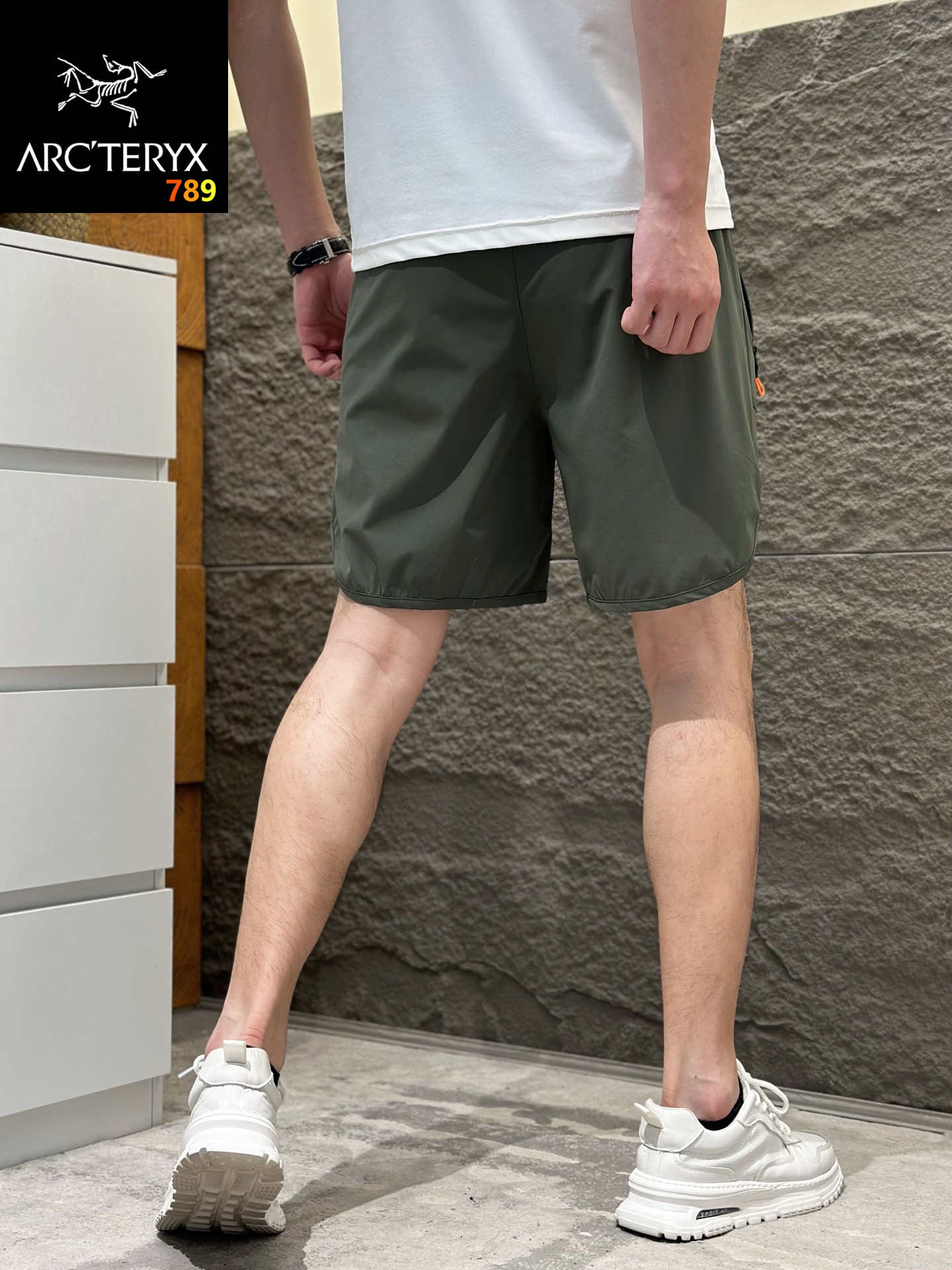 Arc'teryx Rapid-Dry 5-Inch Running Shorts view 3