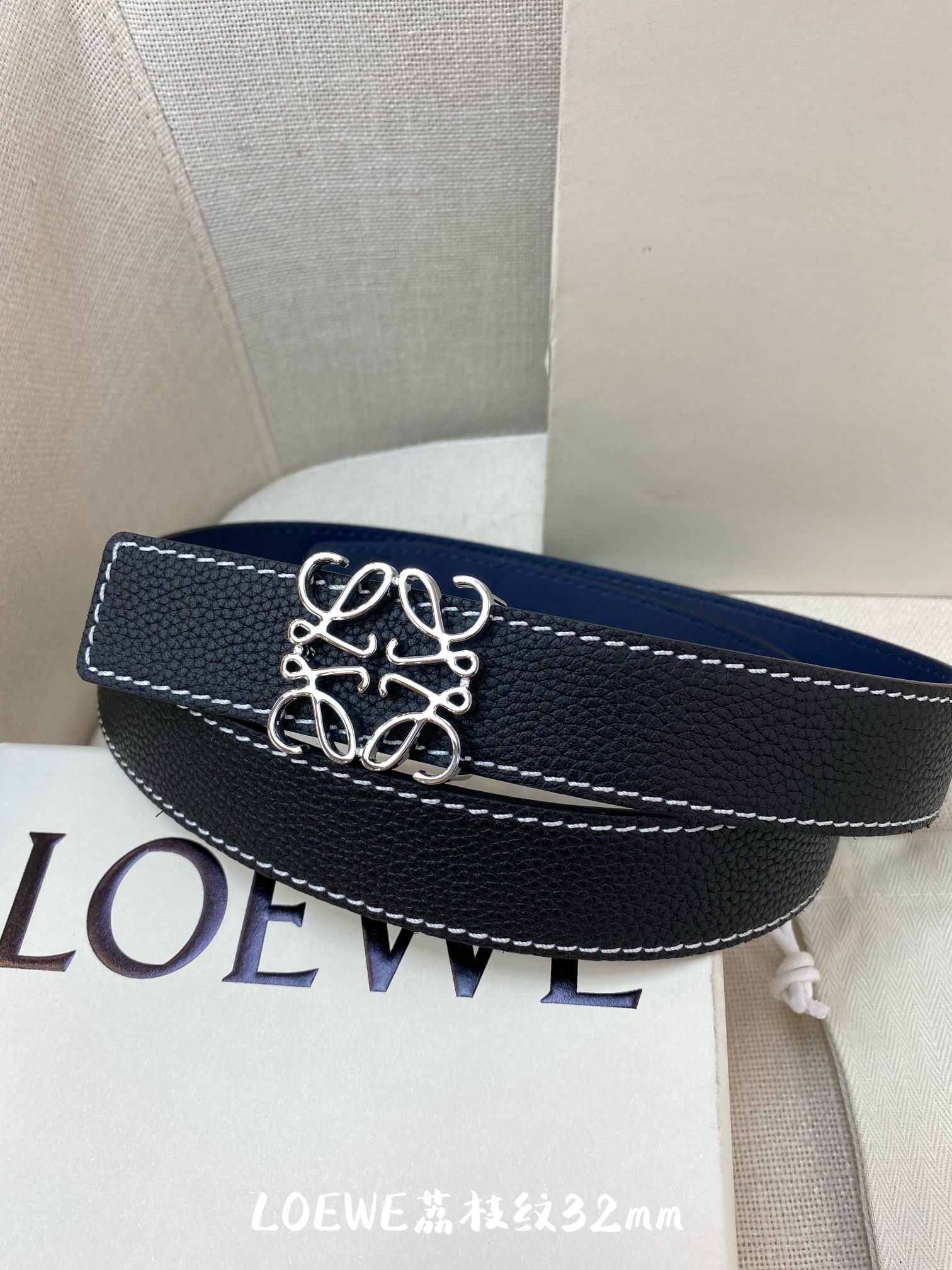 Loewe Double-Sided Calf Leather Belt 3.2cm view