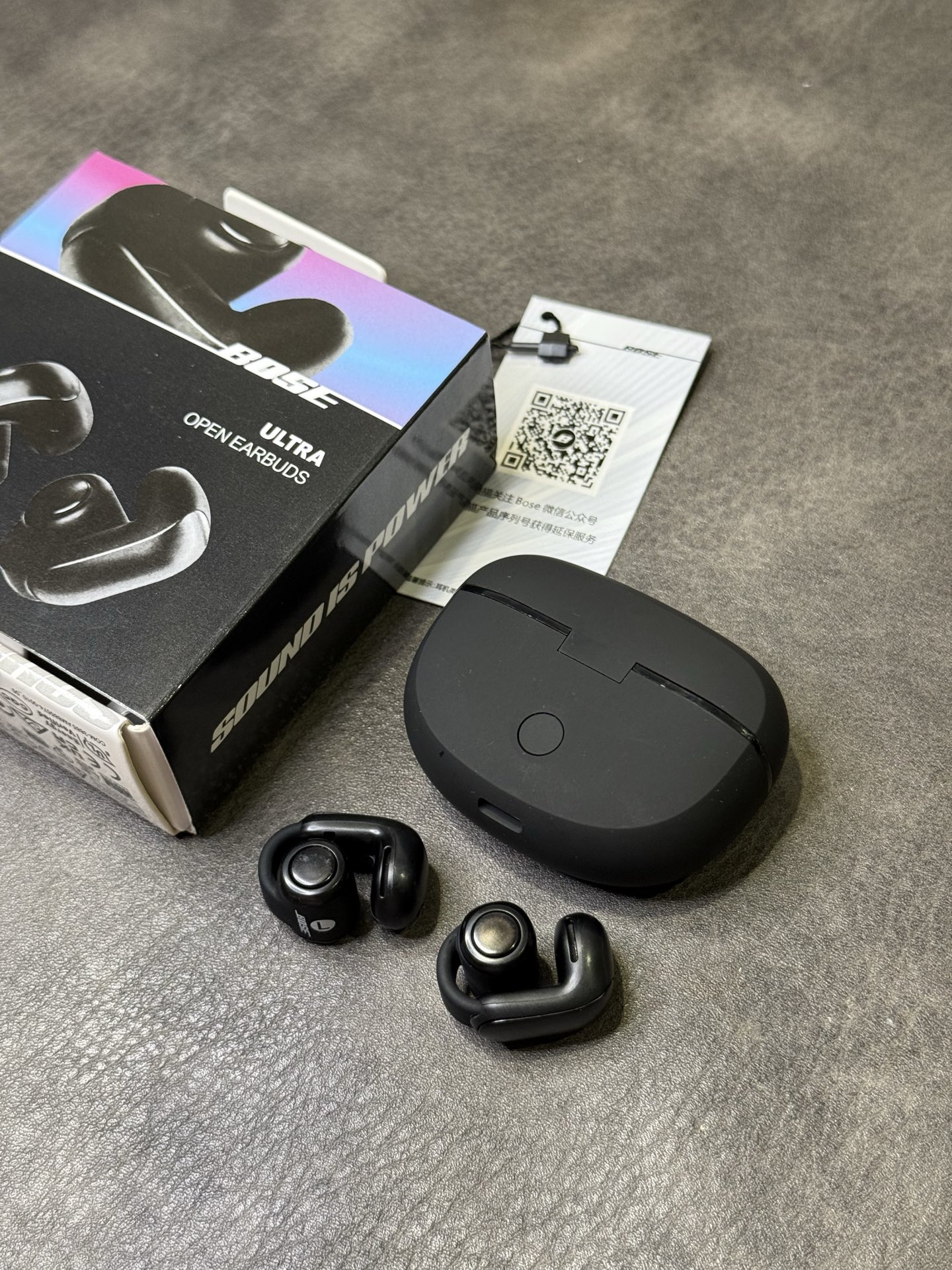 Bose Ultra Open-Ear Clip Earphones view