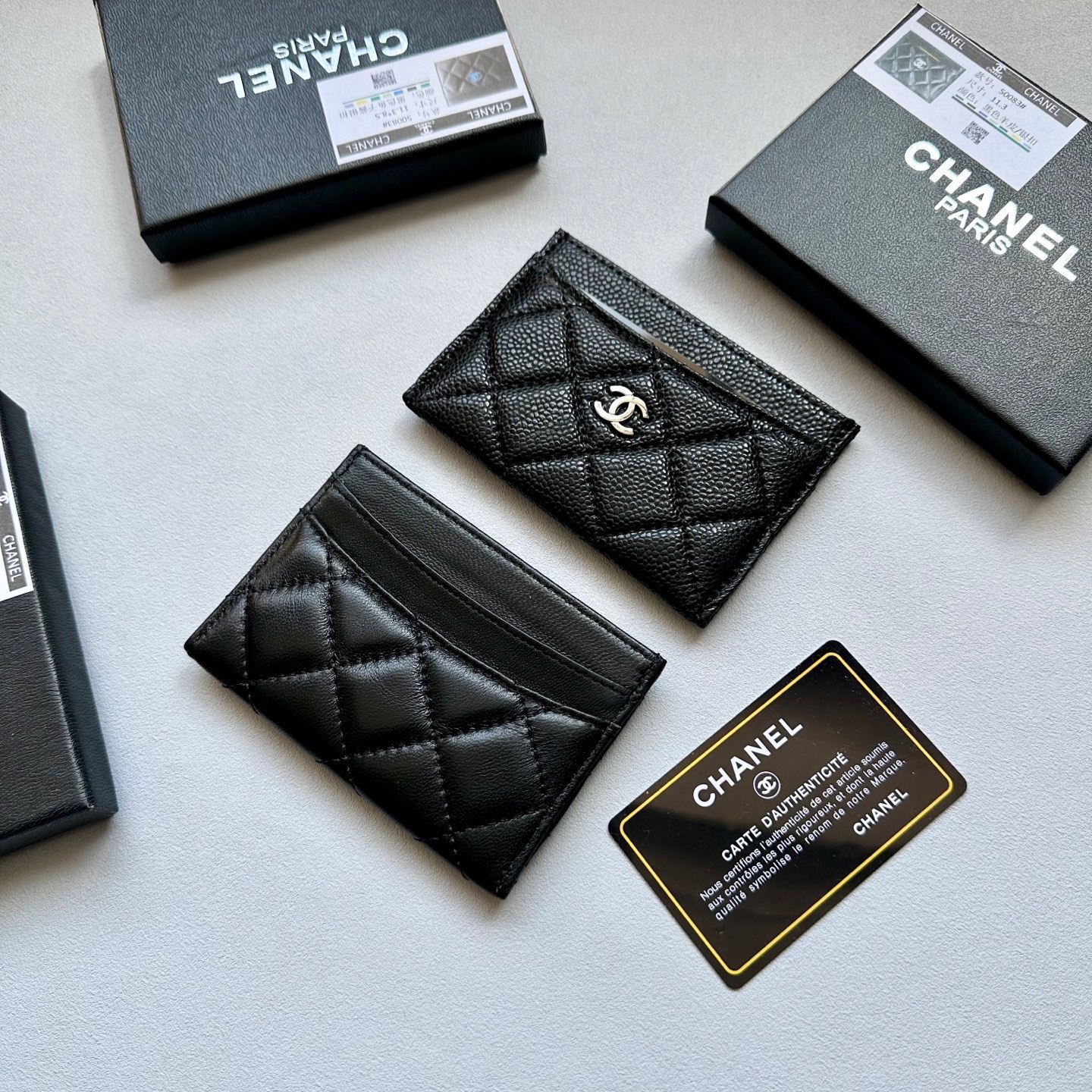 Luxury Logo Card Holder Wallet Black 9x5cm view