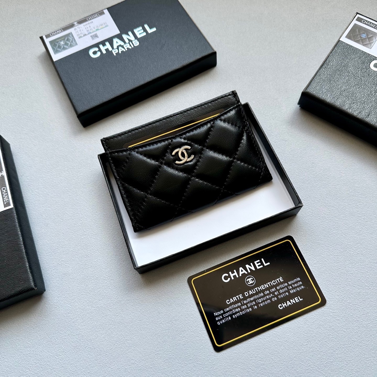 Luxury Logo Card Holder Wallet Black 9x5cm view