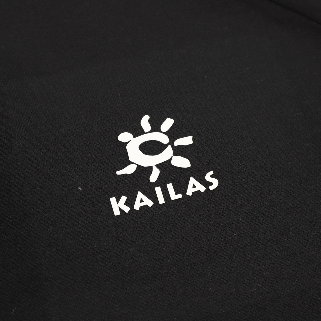 Kailas Half-Zip Stand-Collar Long-Sleeve Sweatshirt view 4