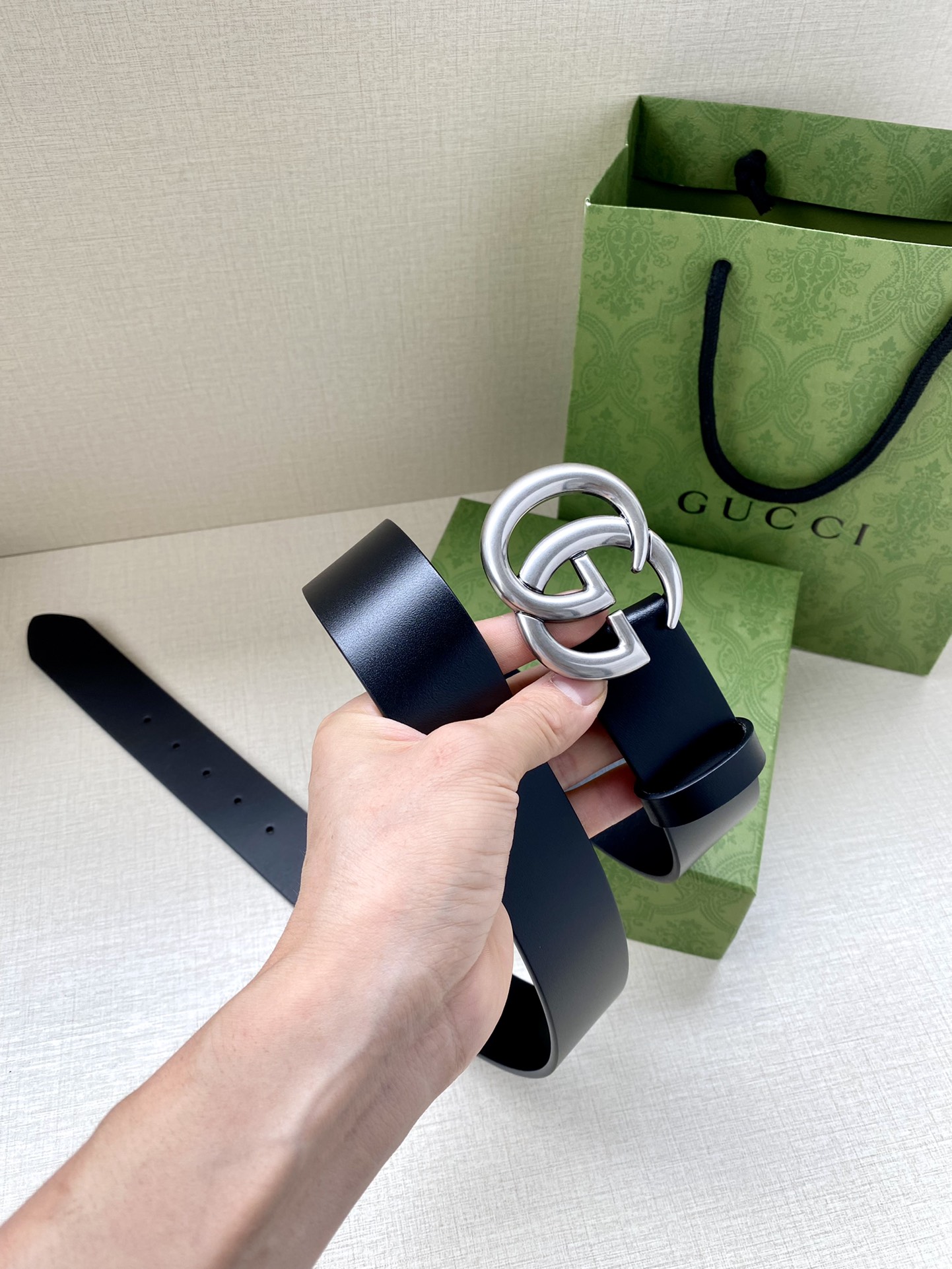 Gucci Double G Uncoated Leather Belt Men 3.8 cm Black view 4