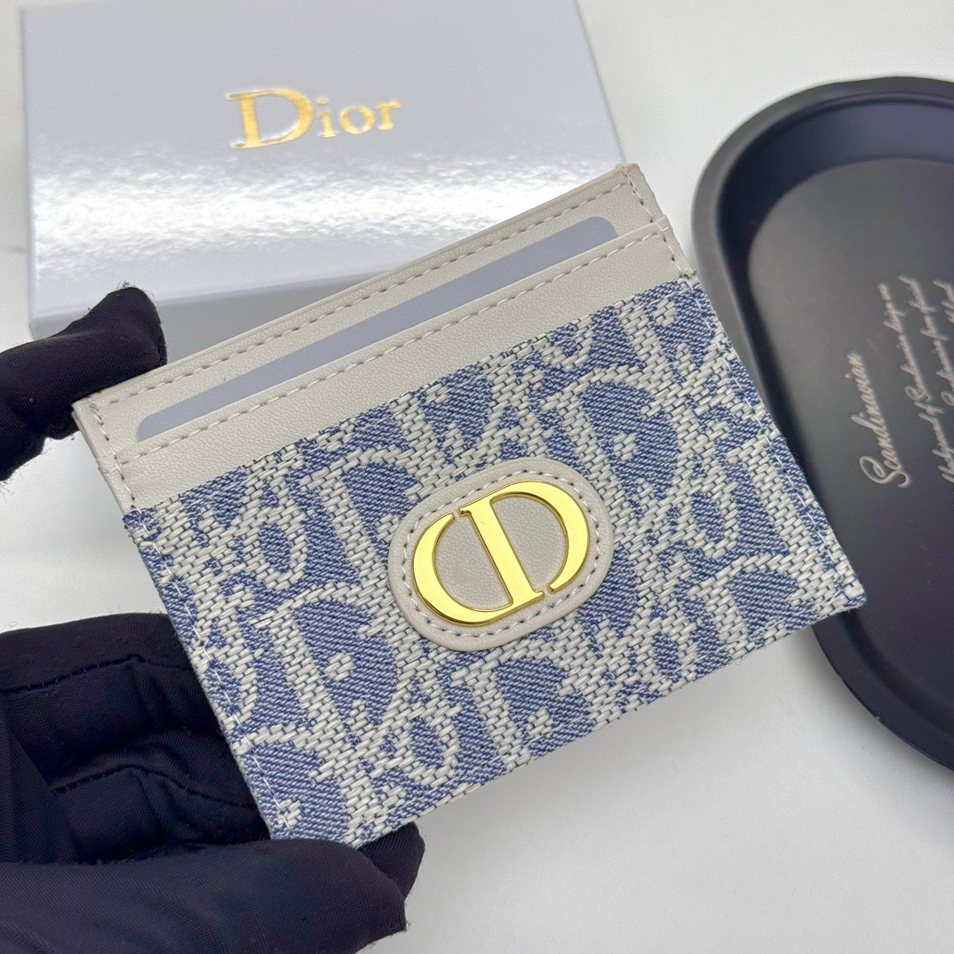 Dior D46 Slim Card Wallet 10 x 7.5 cm Cream view