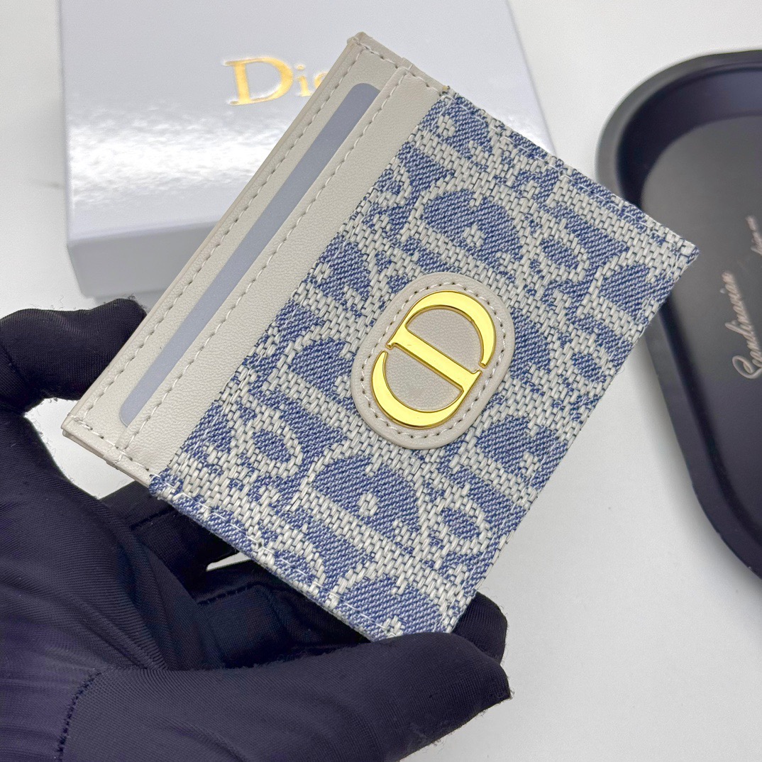 Dior D46 Slim Card Wallet 10 x 7.5 cm Cream view