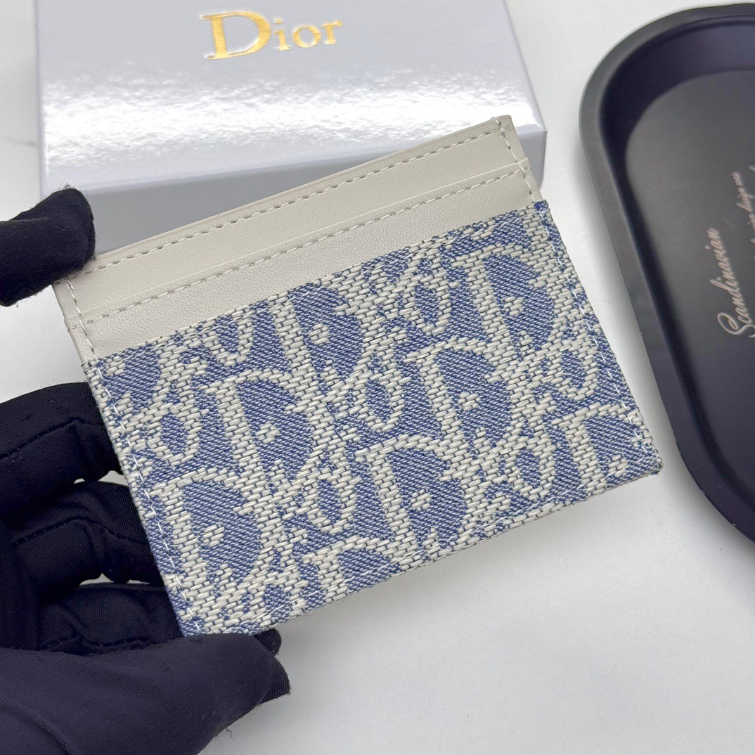 Dior D46 Slim Card Wallet 10 x 7.5 cm Cream view