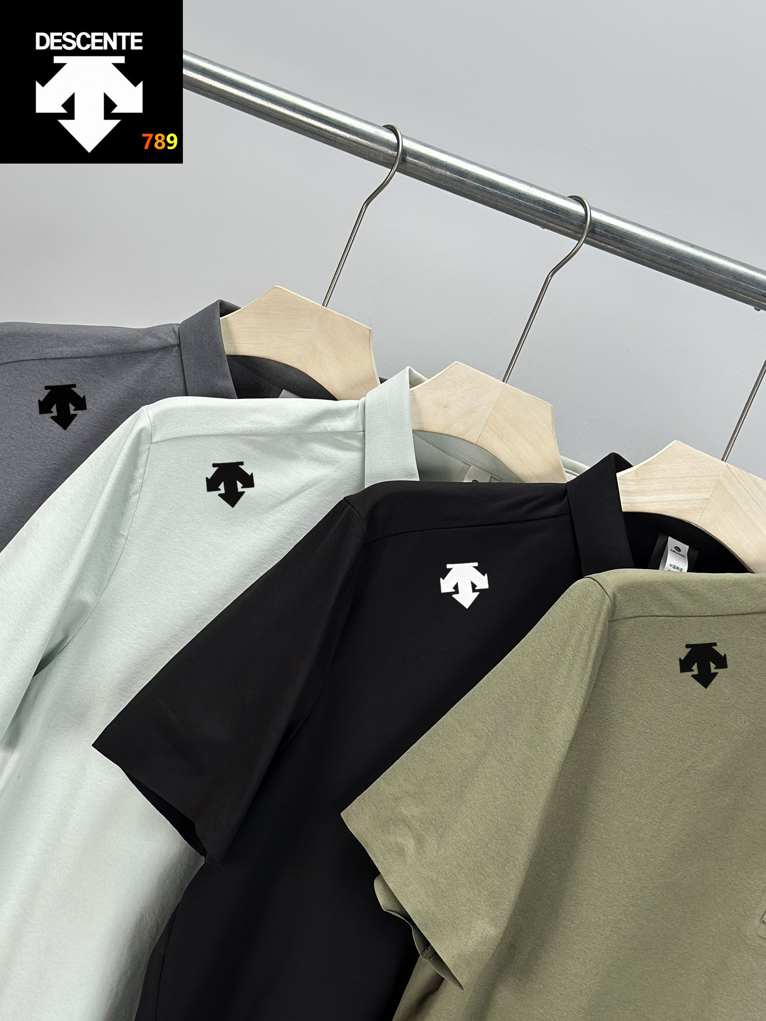 Descente Summer Heat-Seal Pocket Quick-Cool T-Shirt view 3