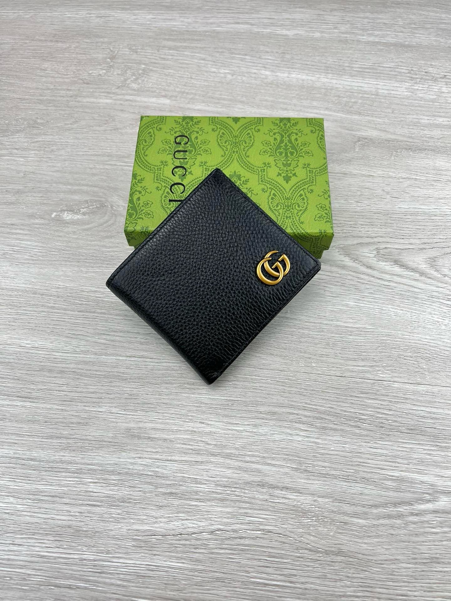 Gucci GG Classic Compact Wallet view 2