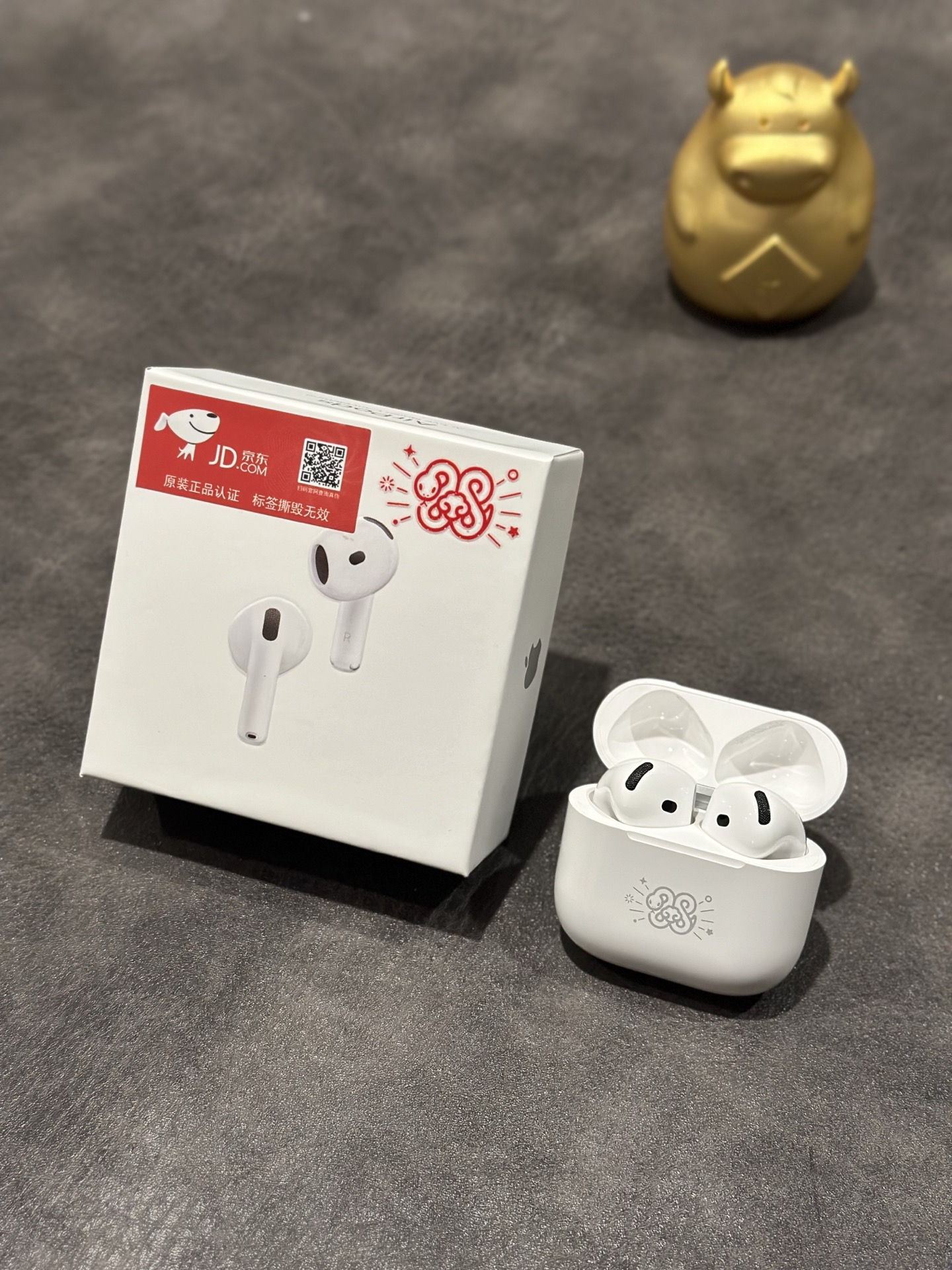 Apple AirPods 4 ANC Year of the Snake Commemorative Edition Earphones view 2
