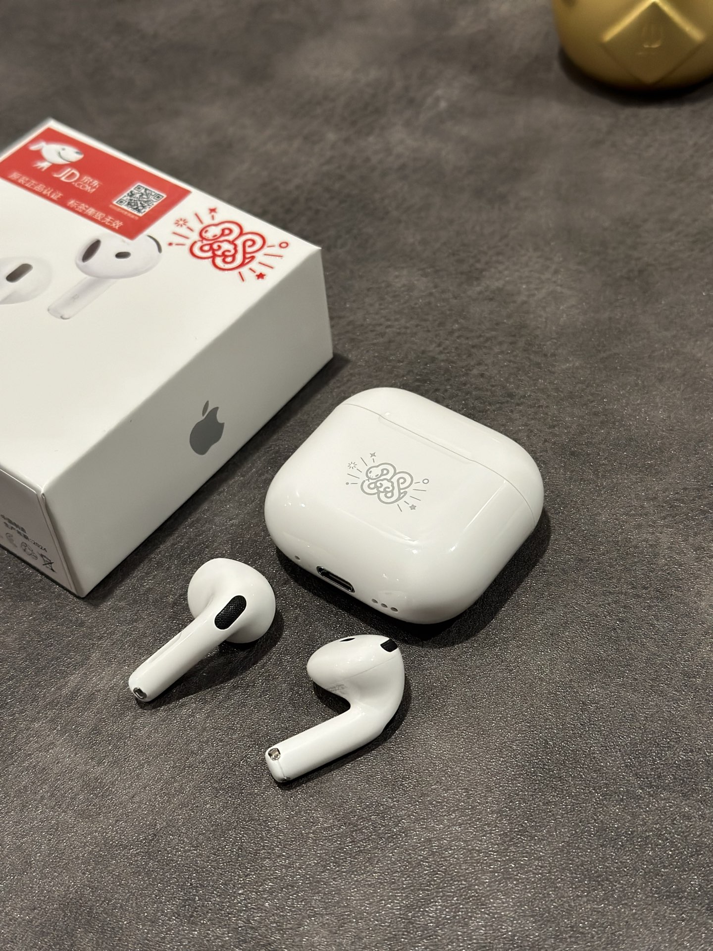 Apple AirPods 4 ANC Year of the Snake Commemorative Edition Earphones view 3