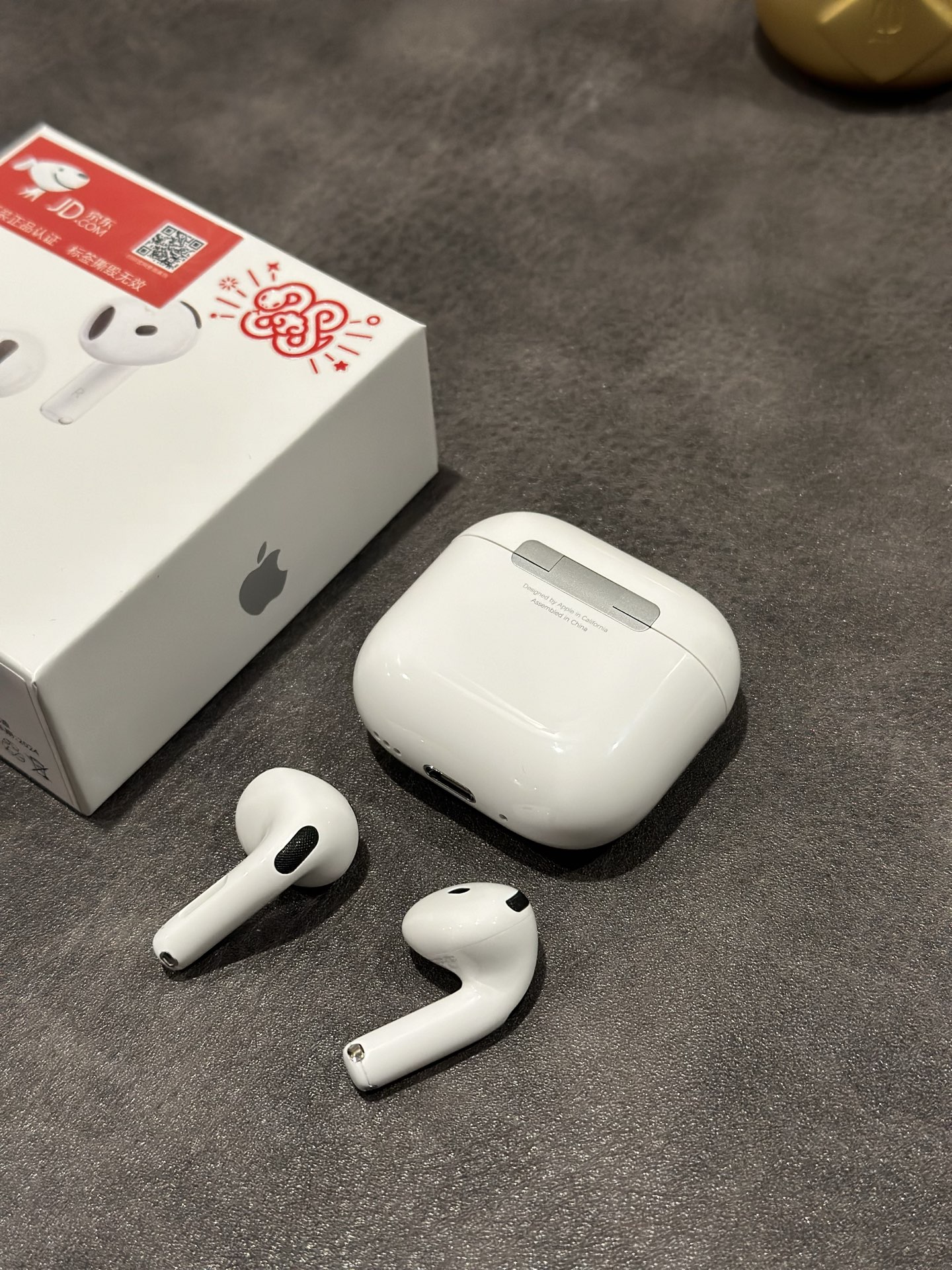 Apple AirPods 4 ANC Year of the Snake Commemorative Edition Earphones view 4