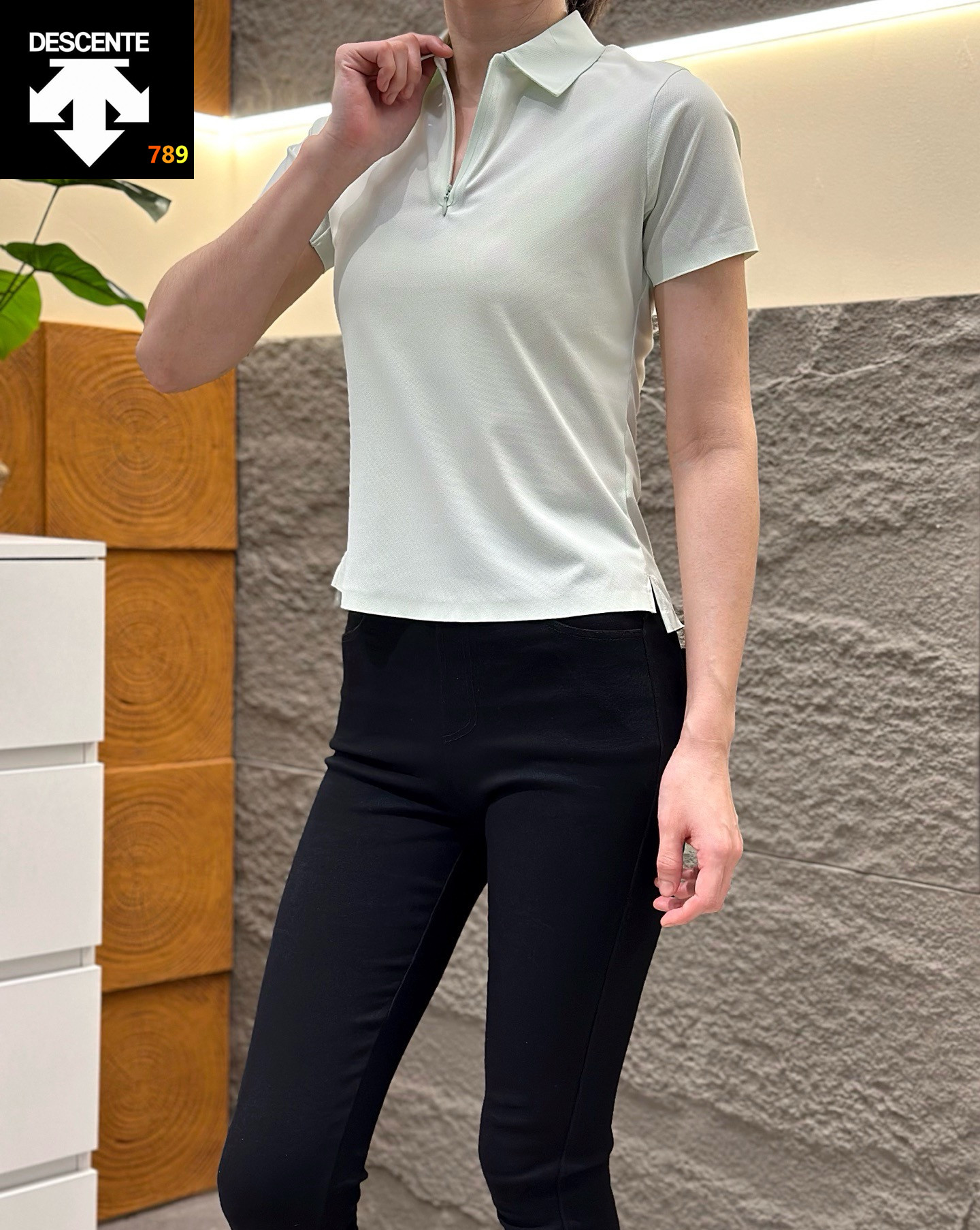 Descente Women's Summer Polo Shirt view 4