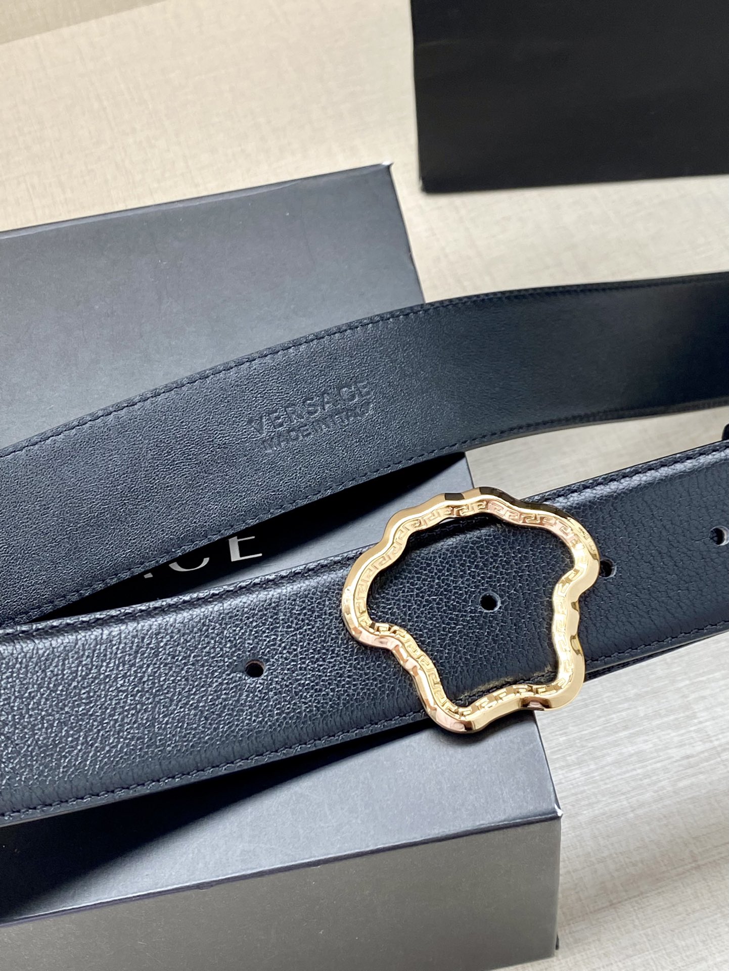 Versace Palazzo Medusa Belt 4.0cm view 2