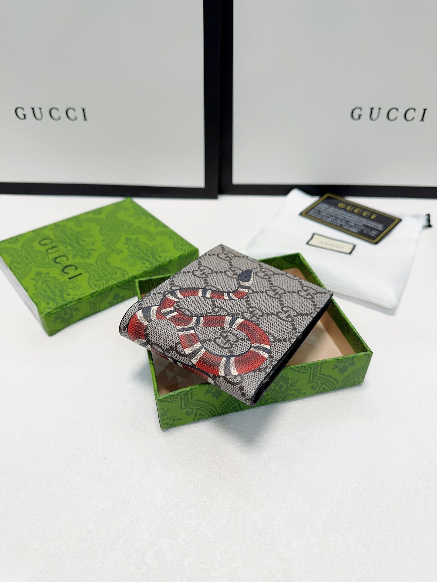 Gucci GG Screen-Print Bifold Wallet view 4
