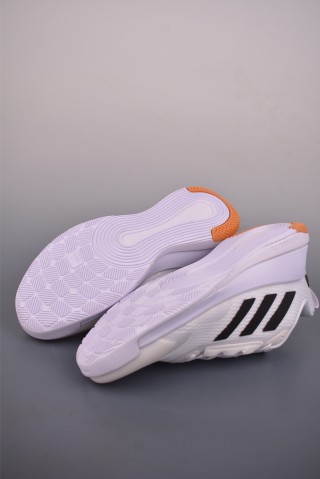 Adidas Novaflight 2 view 3