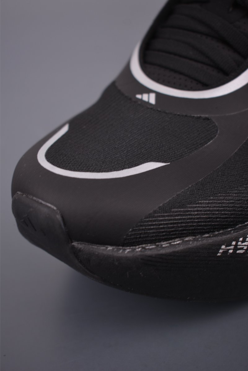 Adidas Hyper Boost Edge view