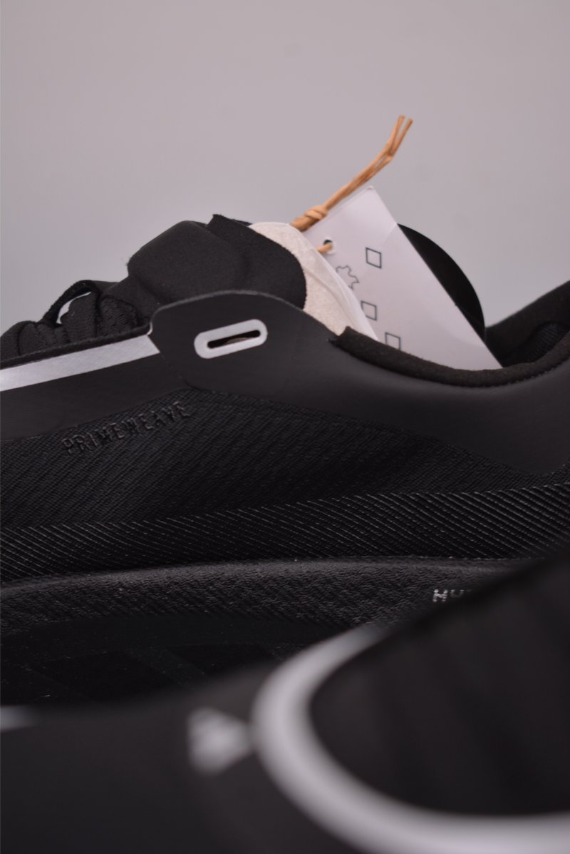 Adidas Hyper Boost Edge view