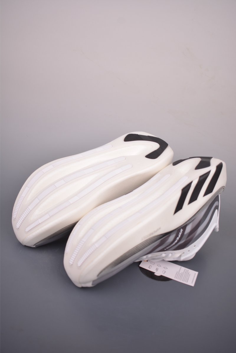 Adidas Hyper Boost Edge view