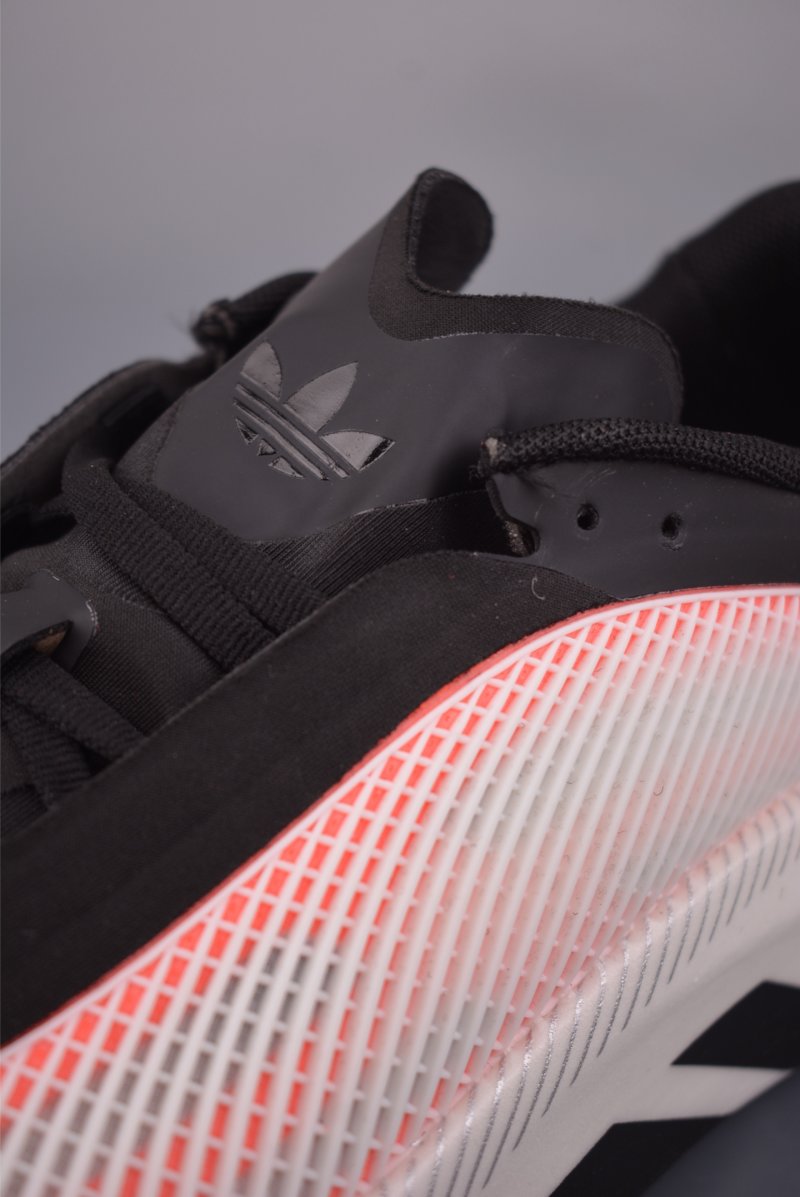 Adidas Hyper Boost Edge view