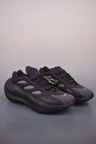 Adidas Hyper Boost view 1