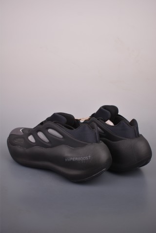 Adidas Hyper Boost view 2