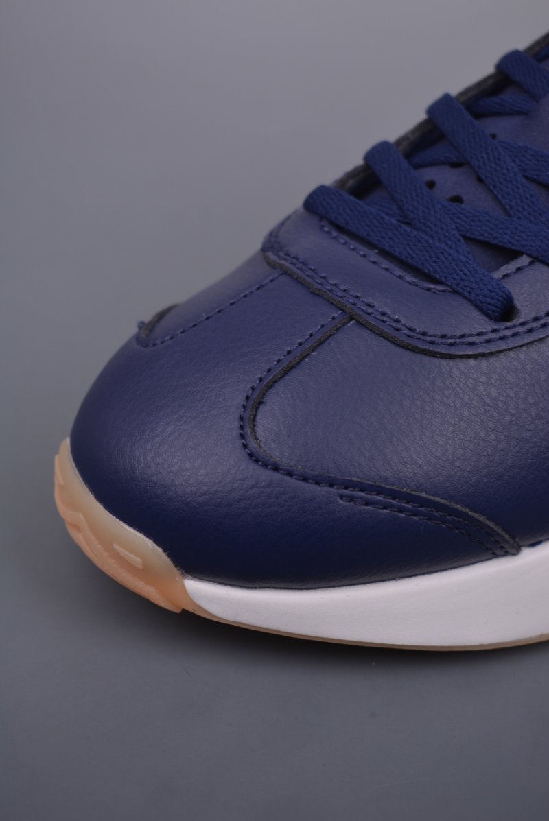Adidas Originals Country view