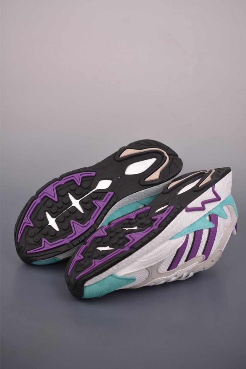 Adidas Originals Trescrun BR Boost view