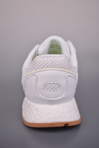 Adidas Originals Trescrun BR Boost view 4
