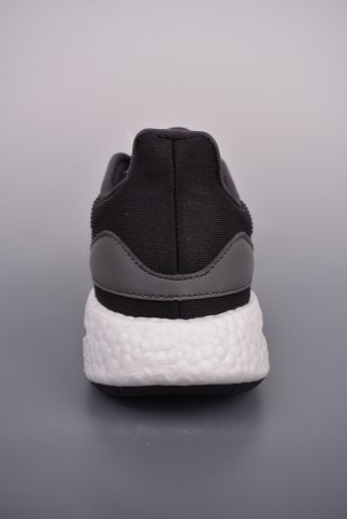 Adidas PureBOOST 22 view 4