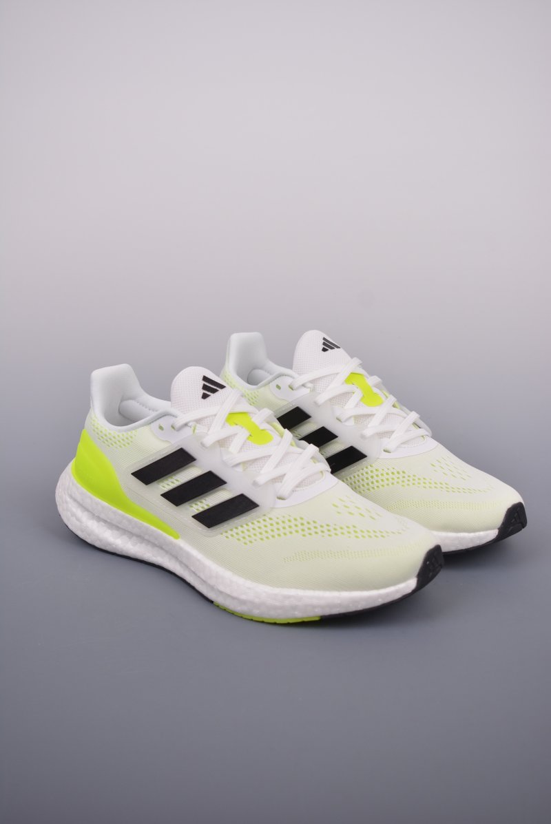 Adidas PureBOOST 22
