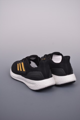 Adidas PureBOOST 22 view 2