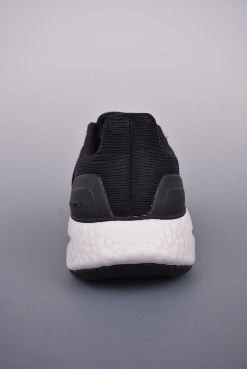 Adidas PureBOOST 22 view