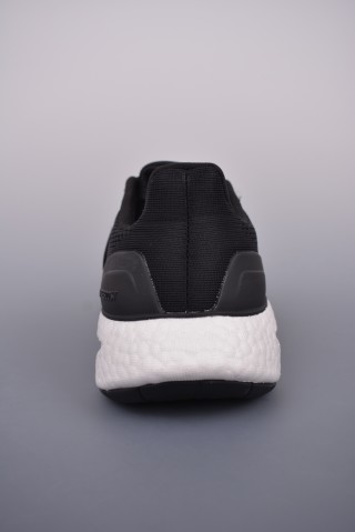 Adidas PureBOOST 22 view 4
